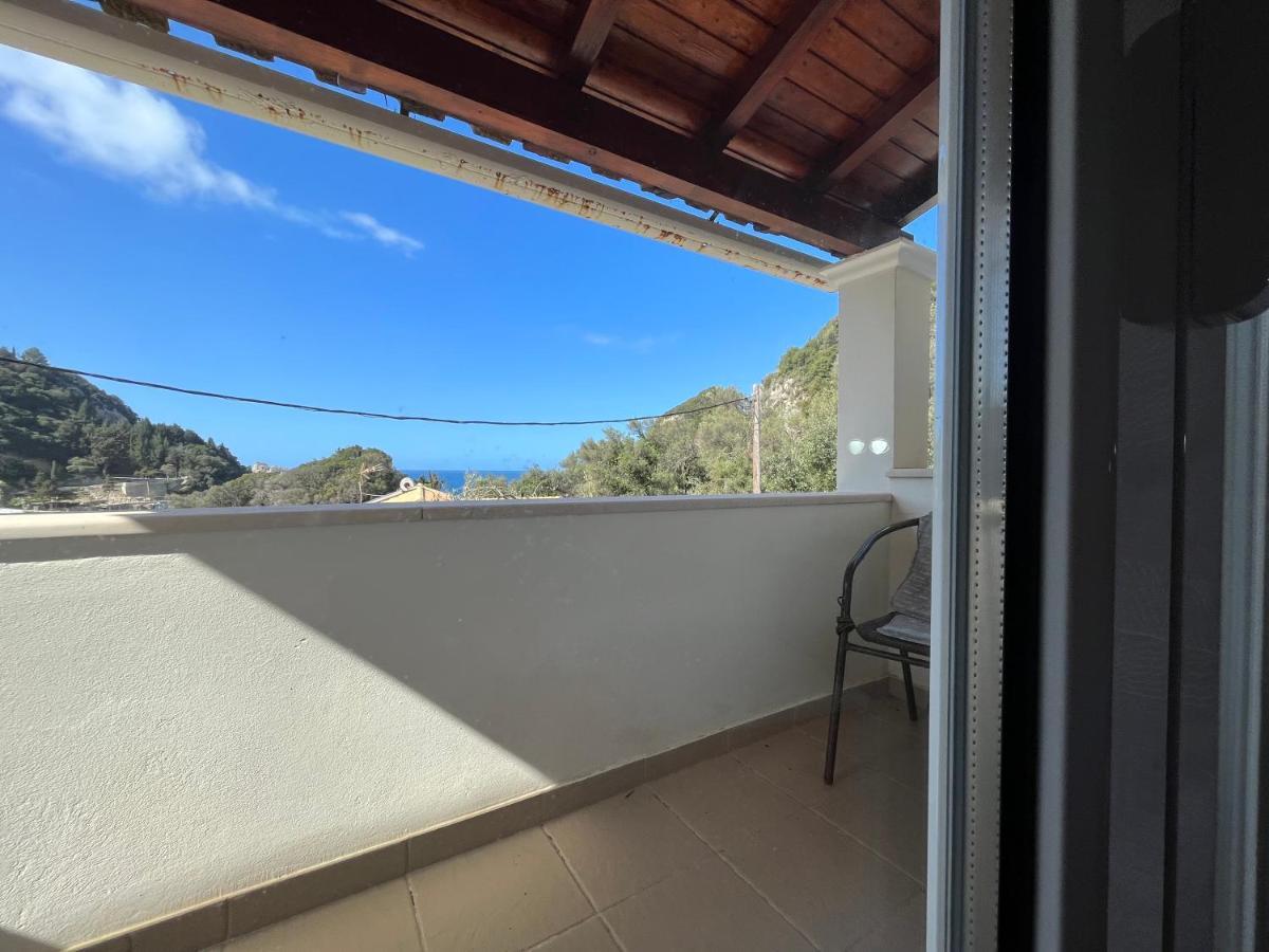 Villa Ampelaki "30 Meters To Beach" Палеокастрица Экстерьер фото